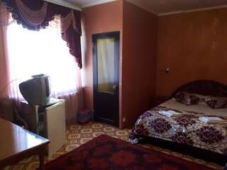 Мини-отель Hotel Gostynnyi Dvir Sharhorod Двухместный номер с 1 кроватью-2