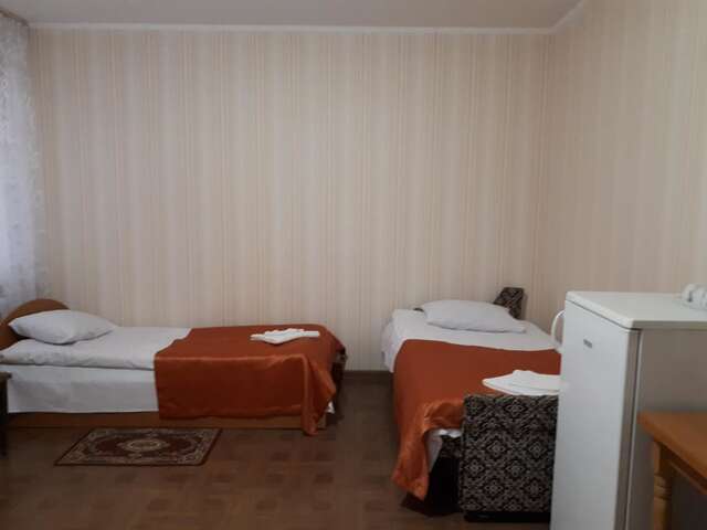 Мини-отель Hotel Gostynnyi Dvir Sharhorod-40